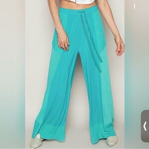 POL Vibrant Teal wide leg pants New size small
